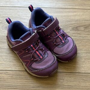 Merrell Kids Sneakers in Purple and Pink